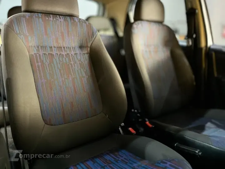 CELTA 1.0 MPFI Life 8V