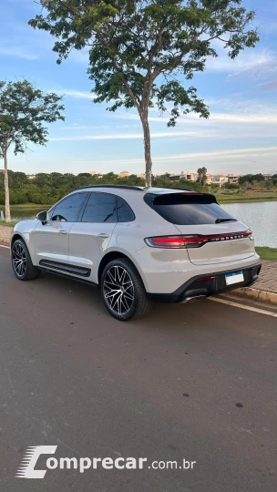 MACAN 2.0 Turbo