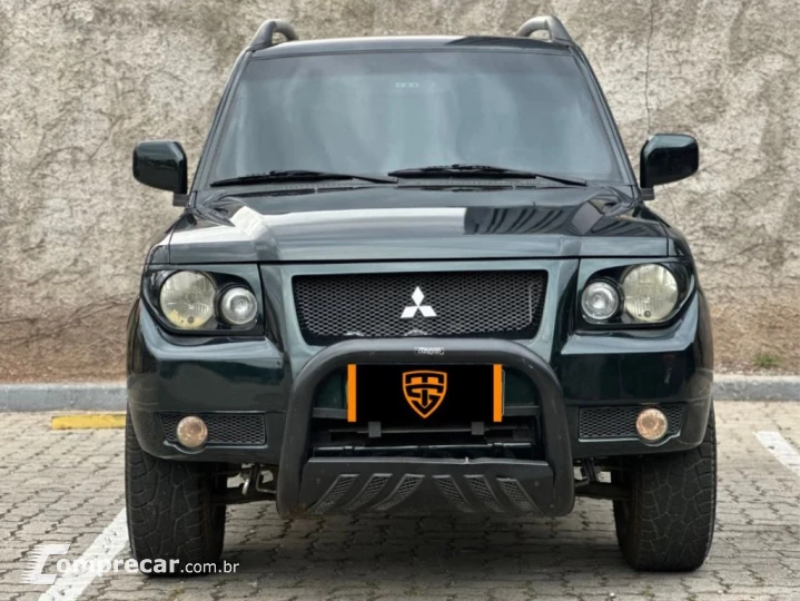 PAJERO TR4 2.0 4X4 16V 140CV FLEX 4P AUTOMÁTICO