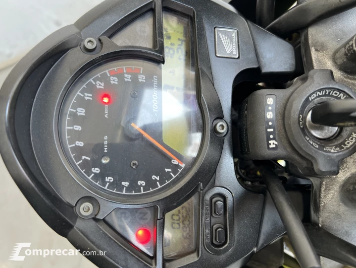 CB 600F HORNET