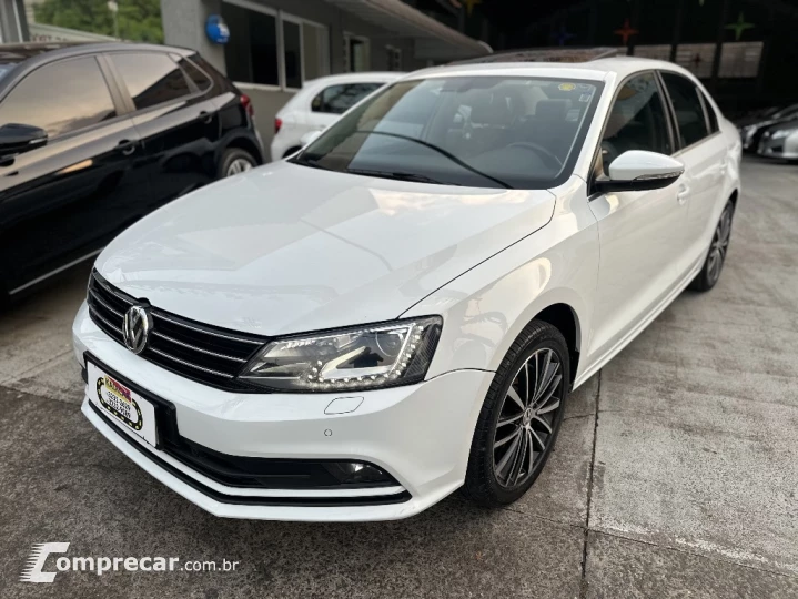 JETTA 2.0 TSI HIGHLINE 211CV GASOLINA 4P TIPTRONIC