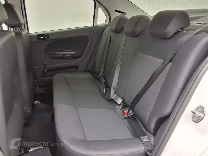 VOYAGE 1.0 12V MPI TOTALFLEX 4P MANUAL