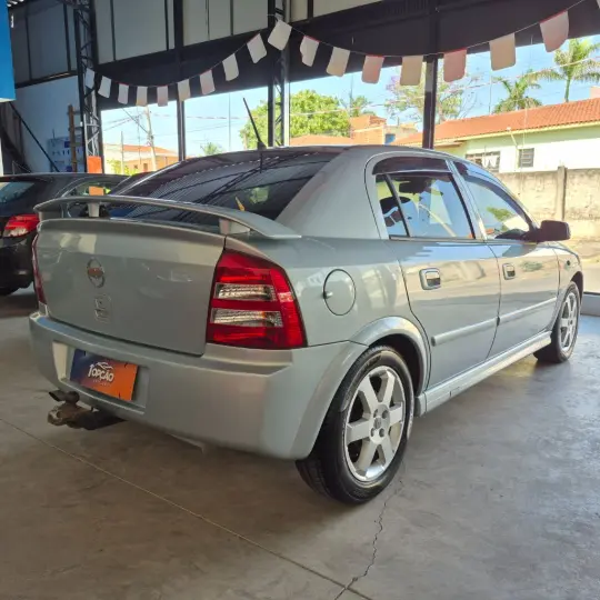 Astra Advantage 2.0 MPFI 8V FlexPower 5p