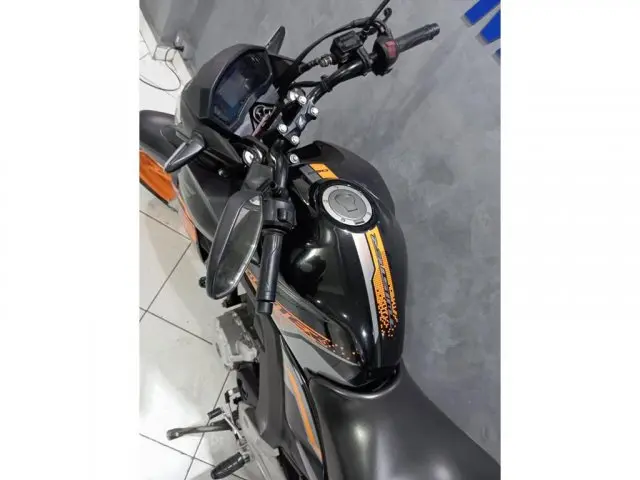 CB 250 F TWISTER - Street