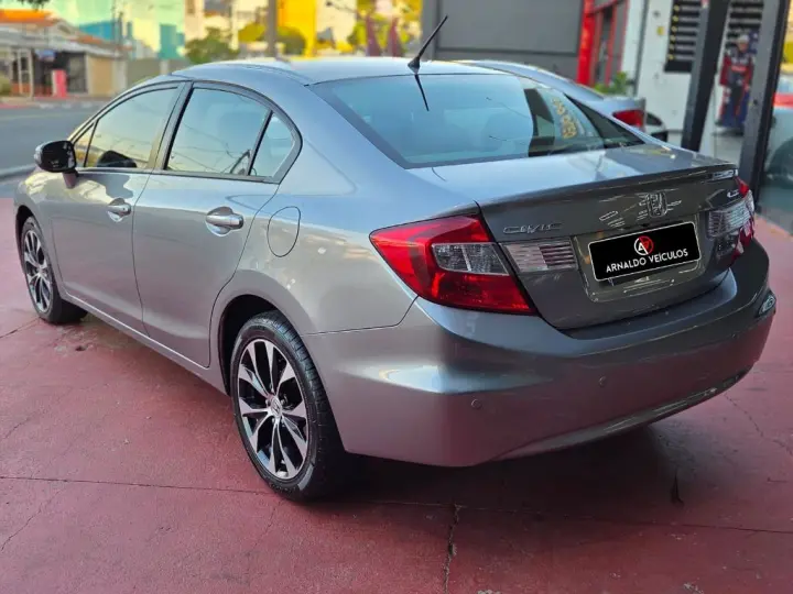 Civic Sedan LXR 2.0 Flexone 16V Aut. 4p