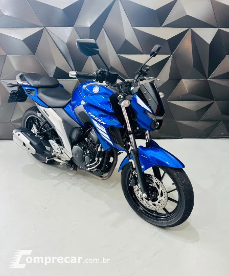 FZ25 FAZER