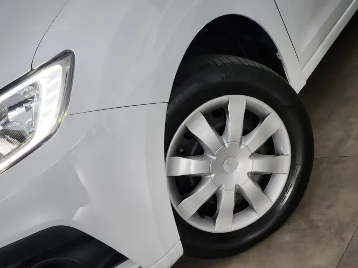 LOGAN Zen Flex 1.0 12V 4p Mec.