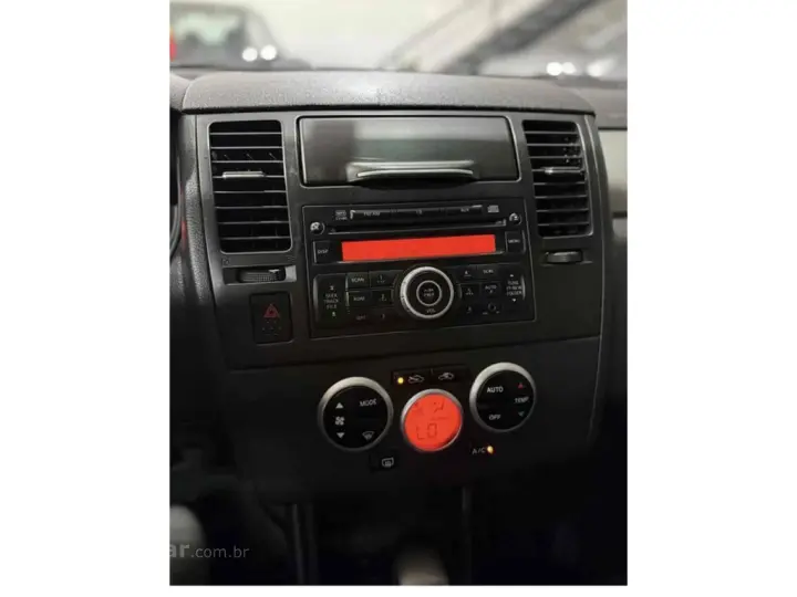 TIIDA 1.8 SL 16V FLEX 4P AUTOMÁTICO