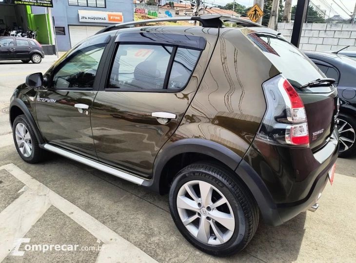 SANDERO 1.6 16V SCE Stepway