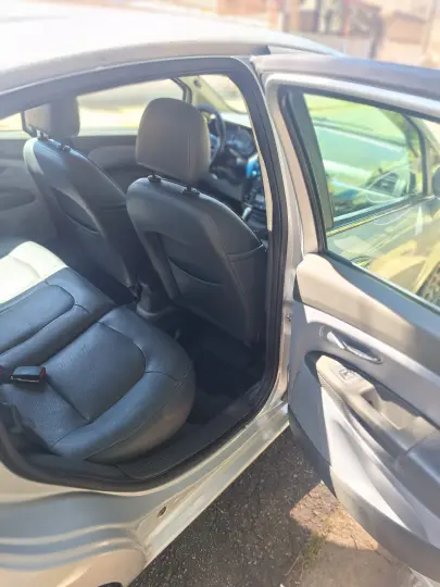 LINEA 1.8 Absolute 16V