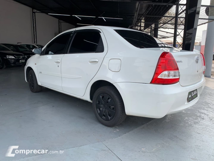 ETIOS 1.5 XS Sedan 16V