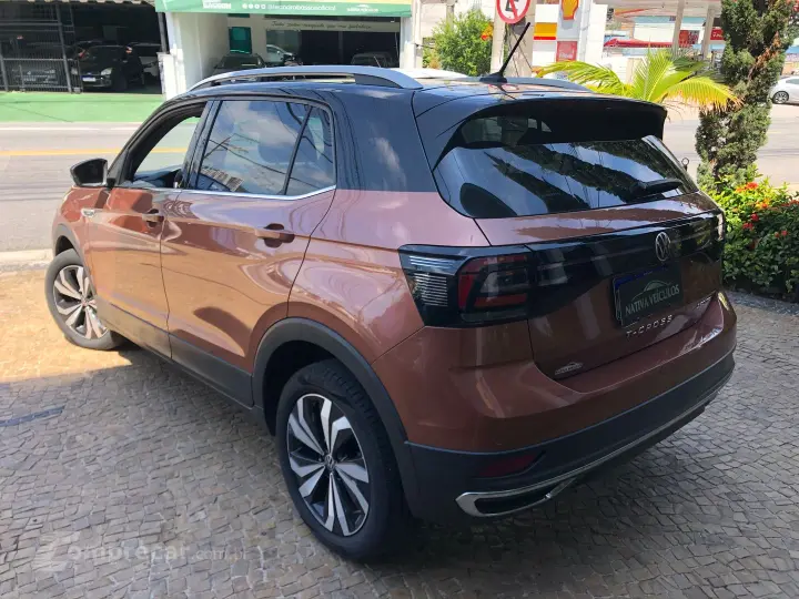 T-Cross 1.4 250 Tsi Total Flex Highline Automático