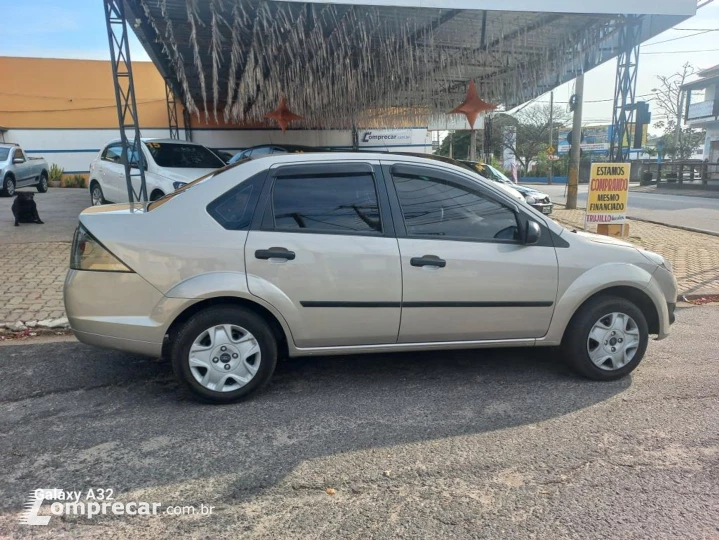 Fiesta 1.6 Mpi Class Sedan 8V Flex 4P Manual