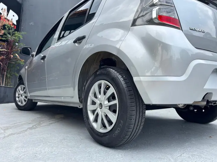 SANDERO 1.0 Expression 16V