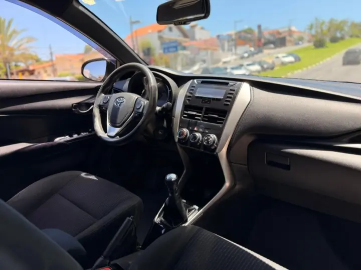 YARIS XL 1.3 Flex 16V 5p Mec.