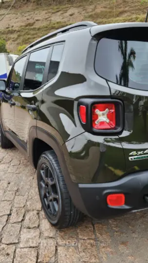 RENEGADE 2.0 16V Turbo Moab 4X4