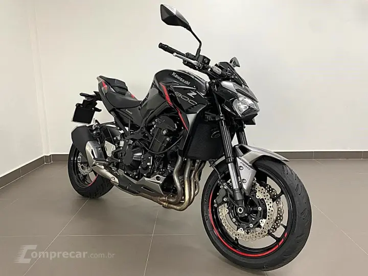 KAWASAKI Z900
