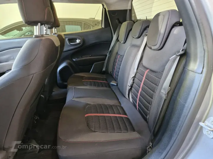 TORO 1.8 16V EVO FLEX FREEDOM AT6