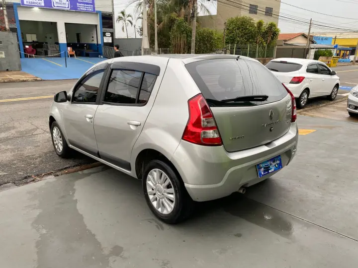 SANDERO 1.6 Privilège 8V
