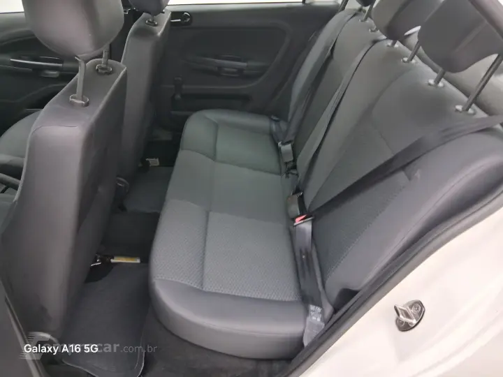 VOYAGE 1.0 12V MPI TOTALFLEX 4P MANUAL