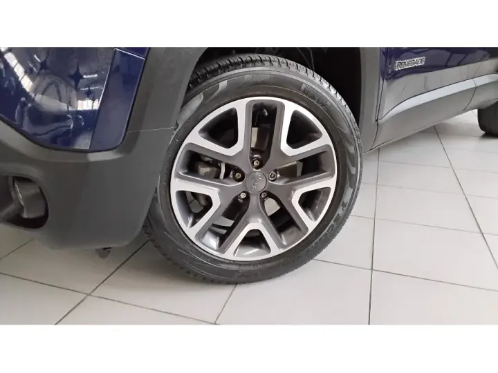RENEGADE 1.8 16V FLEX LONGITUDE 4P AUTOMÁTICO
