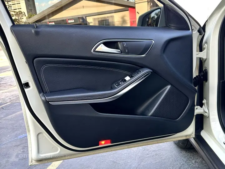 GLA 200 1.6 CGI ADVANCE 16V TURBO FLEX 4P AUTOMÁTICO