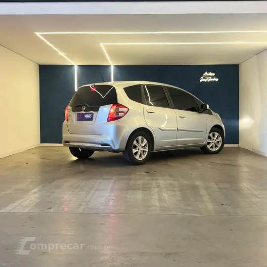 Fit LX 1.4/ 1.4 Flex 8V/16V 5p Aut.