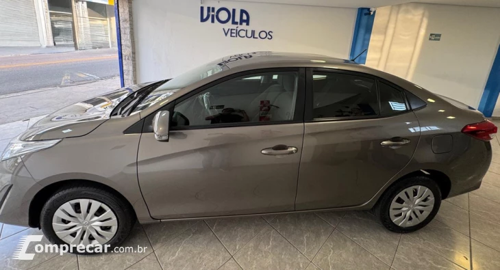 YARIS 1.5 16V Sedan XL Live