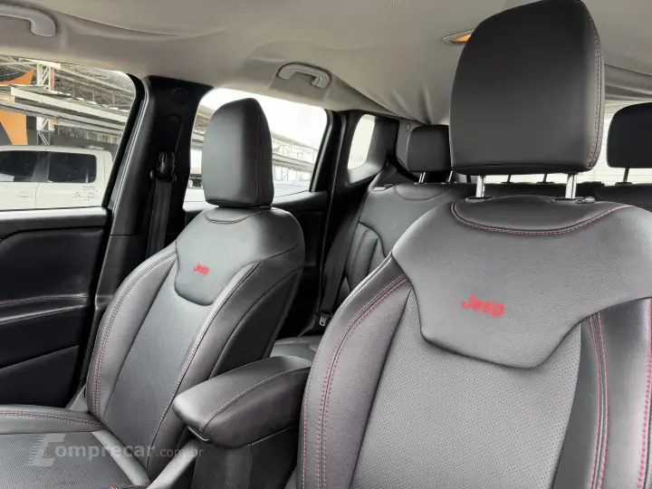 RENEGADE 1.8 16V Sport