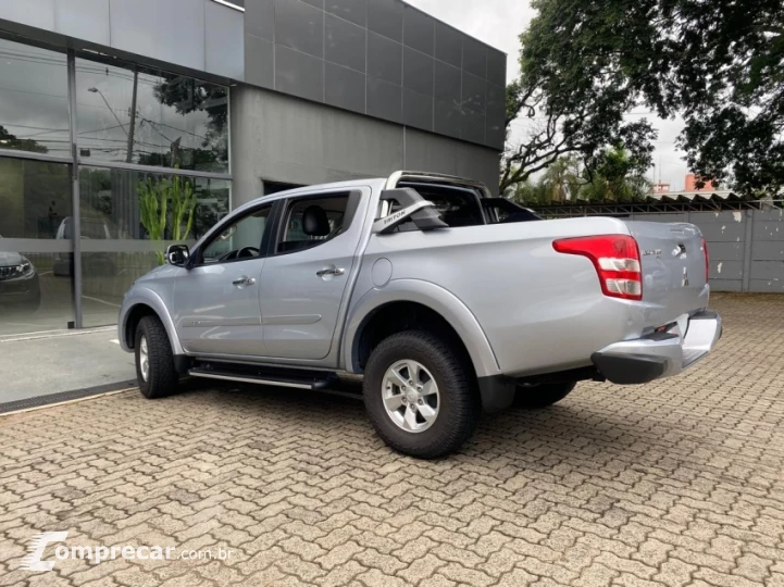 L200 TRITON 2.4 16V Turbo Sport HPE TOP CD 4X4