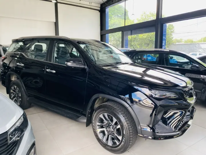 HILUX SW4 2.8 D-4d Turbo SRX Platinum 7L 4X4