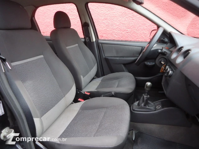 CELTA 1.0 MPFI LT 8V