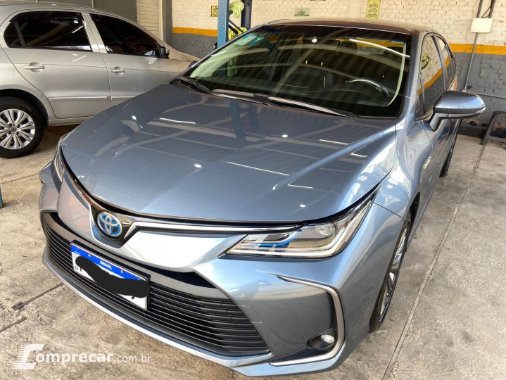 COROLLA 1.8 VVT-I Hybrid Altis