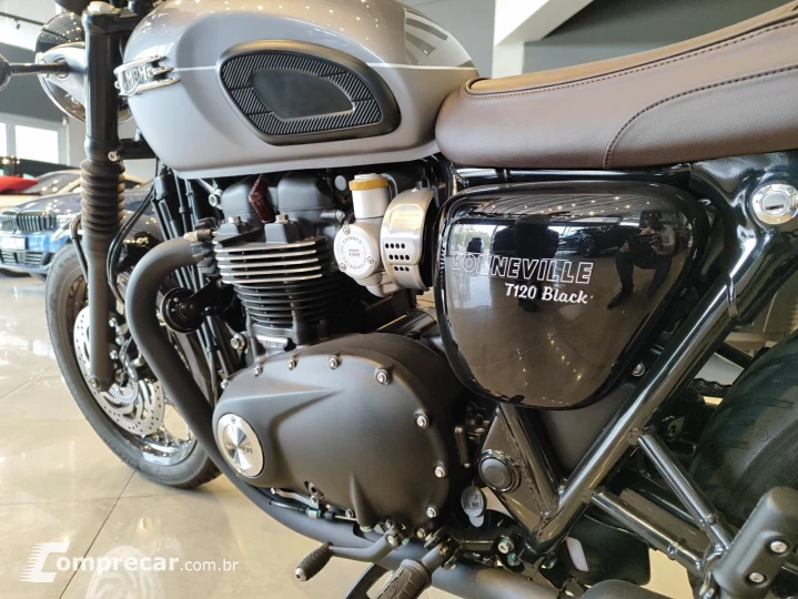 BONNEVILLE T120 BLACK