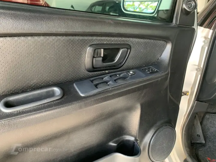 Pajero TR4 2.0/ 2.0 Flex 16V 4x4 Aut.