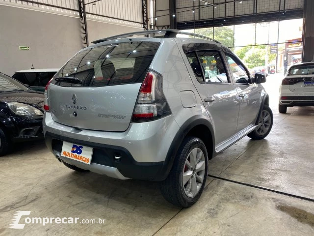 SANDERO - 1.6 STEPWAY 16V 4P MANUAL