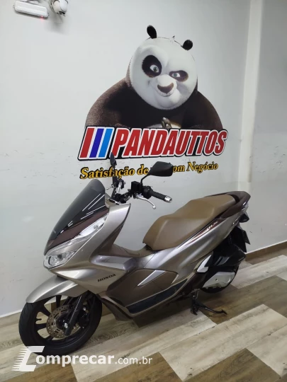 PCX 150 DLX