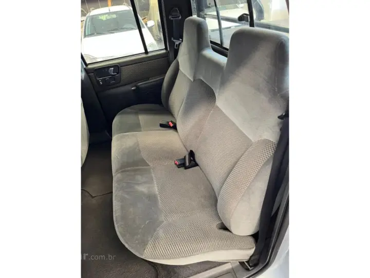 S10 2.4 MPFI ADVANTAGE 4X2 CD 8V FLEX 4P MANUAL