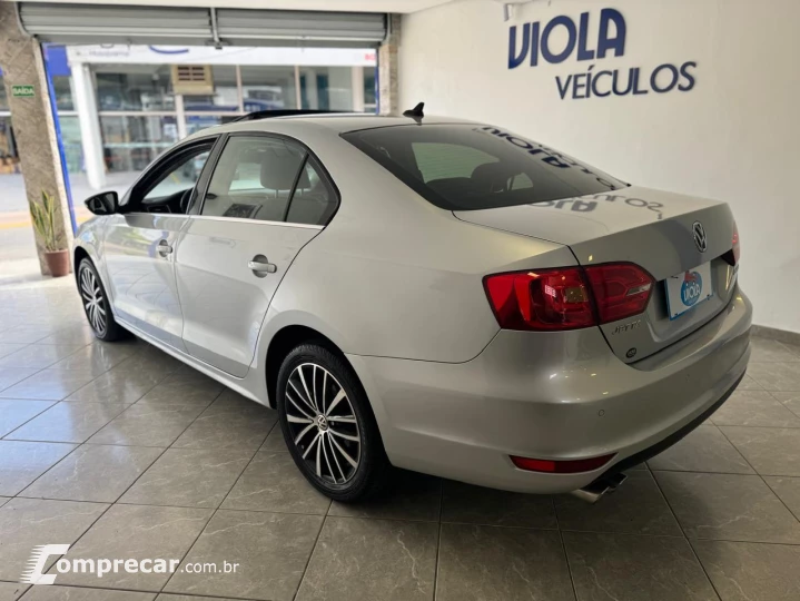 JETTA 2.0 TSI Highline 211cv