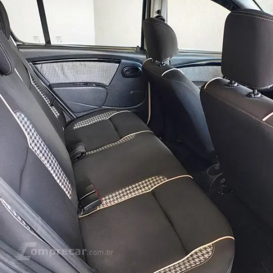 SANDERO 1.6 STEPWAY 16V FLEX 4P MANUAL