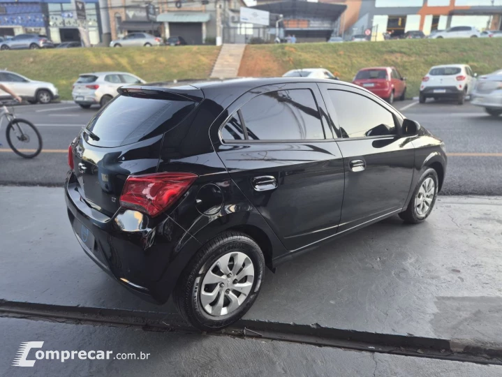 ONIX HATCH LT 1.0 8V FlexPower 5p Mec.