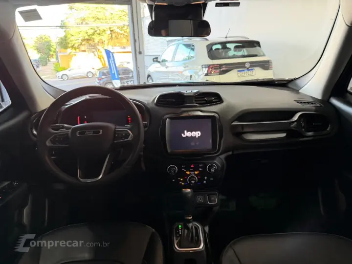 Renegade Long. T270 1.3 TB 4x2 Flex Aut.