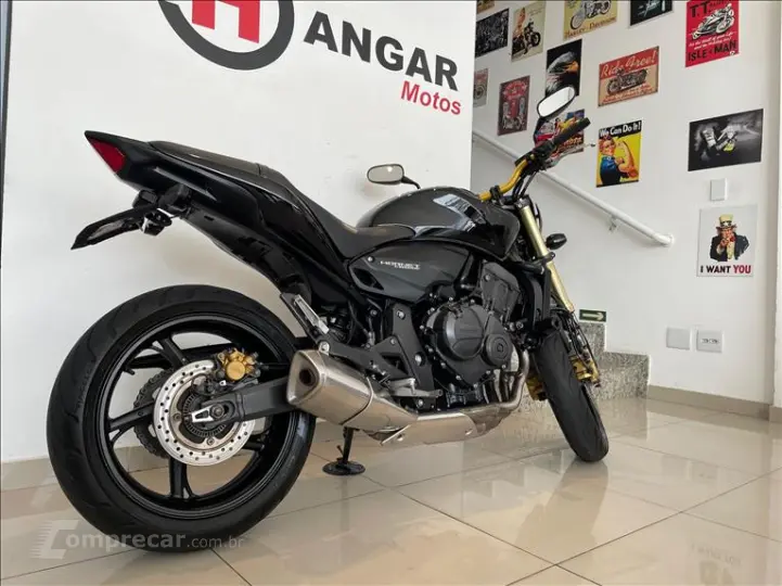 CB 600F HORNET