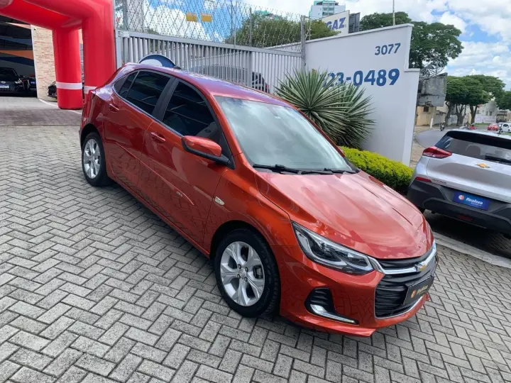 ONIX HATCH PREM. 1.0 12V TB Flex 5p Aut.