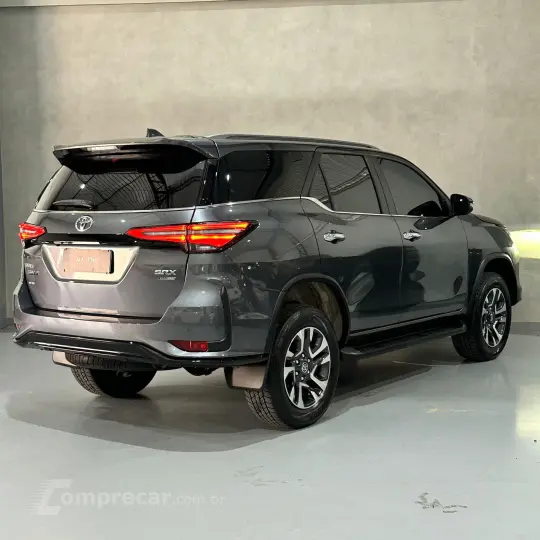 Hilux SW4 SRX 4x4 2.8 TDI 16V Dies. Aut.