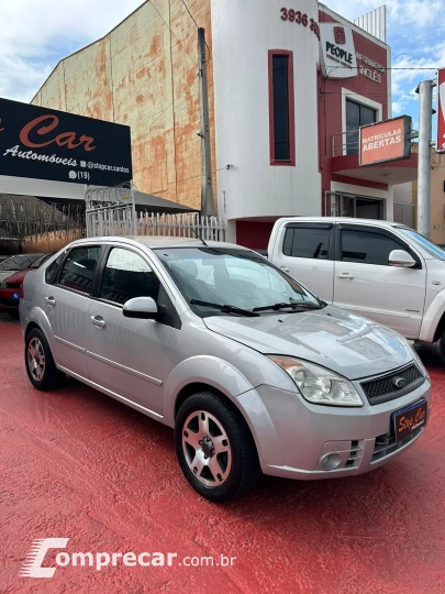 FIESTA 1.6 MPI Class Sedan 8V