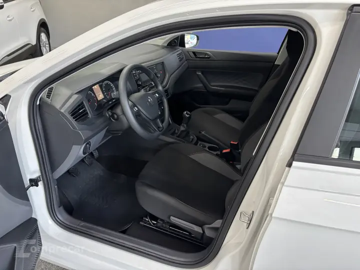 Polo Track 1.0 Flex 12V 5p