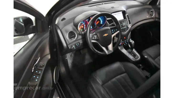 CRUZE HATCH - 1.8 LT SPORT6 16V 4P AUTOMÁTICO