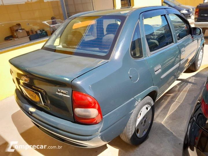 CORSA SEDAN VHC 1.0