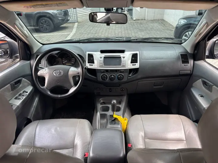 Hilux CD SR 4x2 2.7 16V Flex Aut.